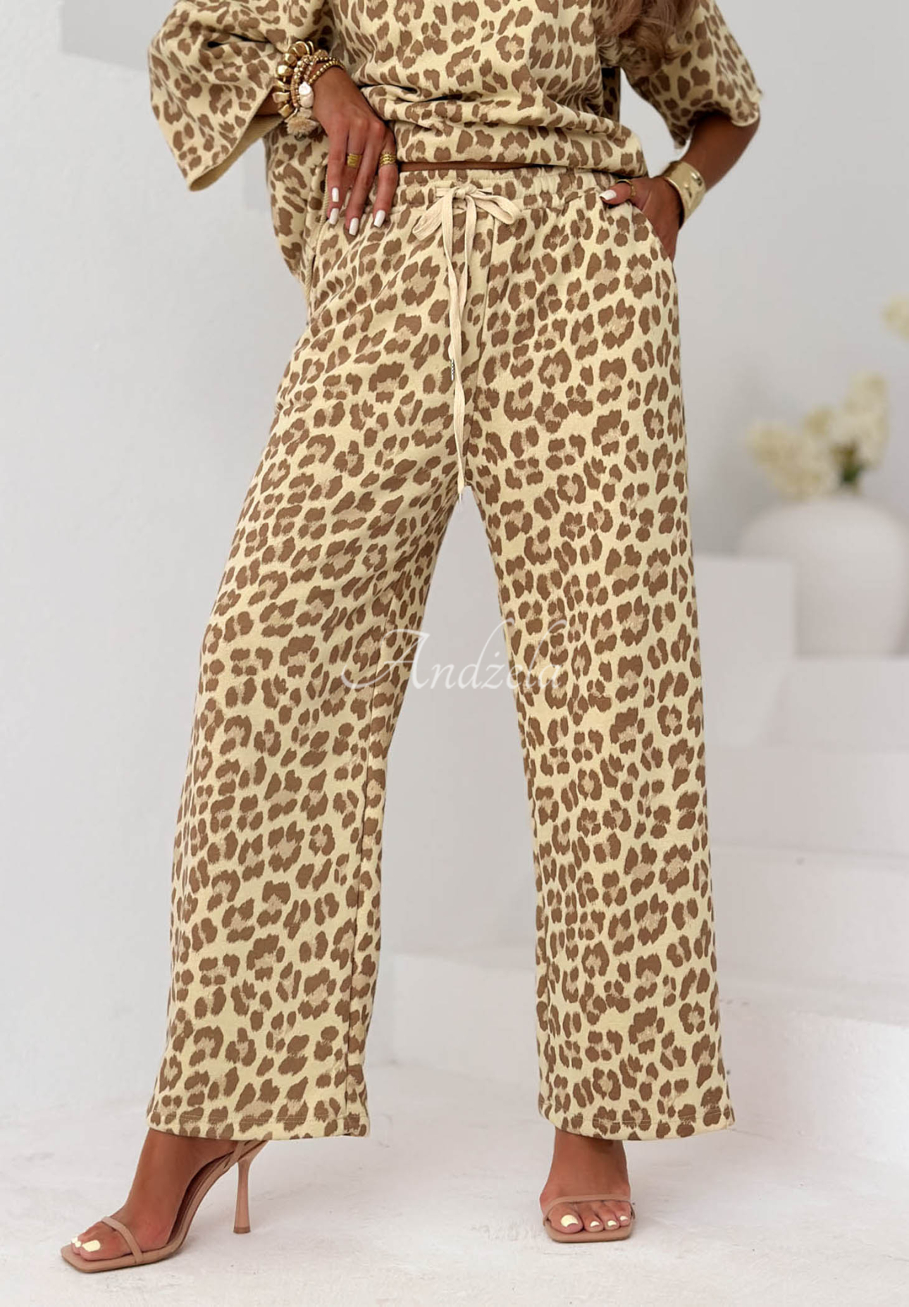 woven Trousers wide leg z bawełny Tropical Lagoon beige