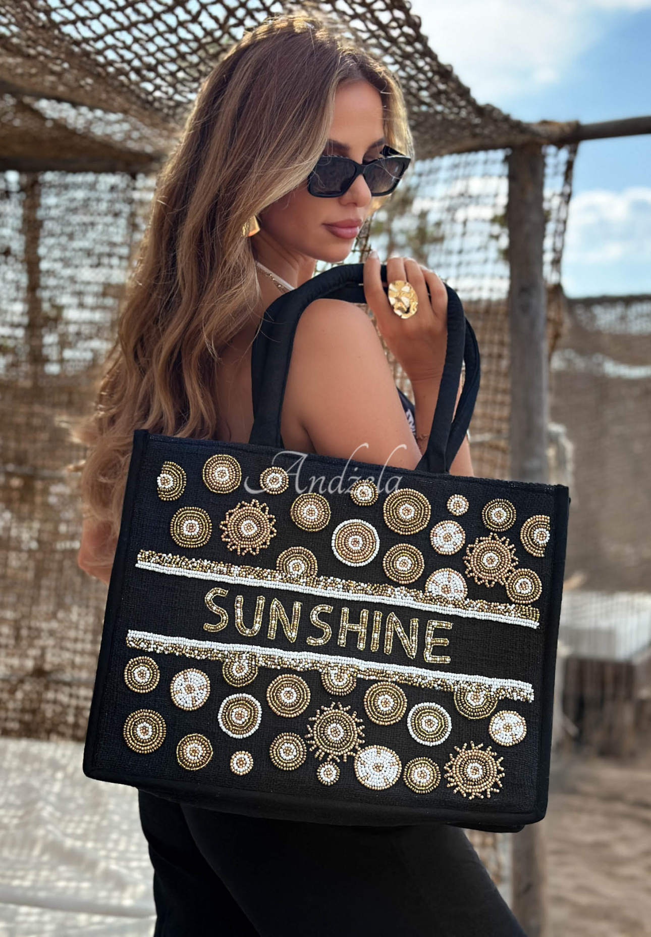 Pleciona torebka wyszywana koralikami boho Sunshine Beads czarna
