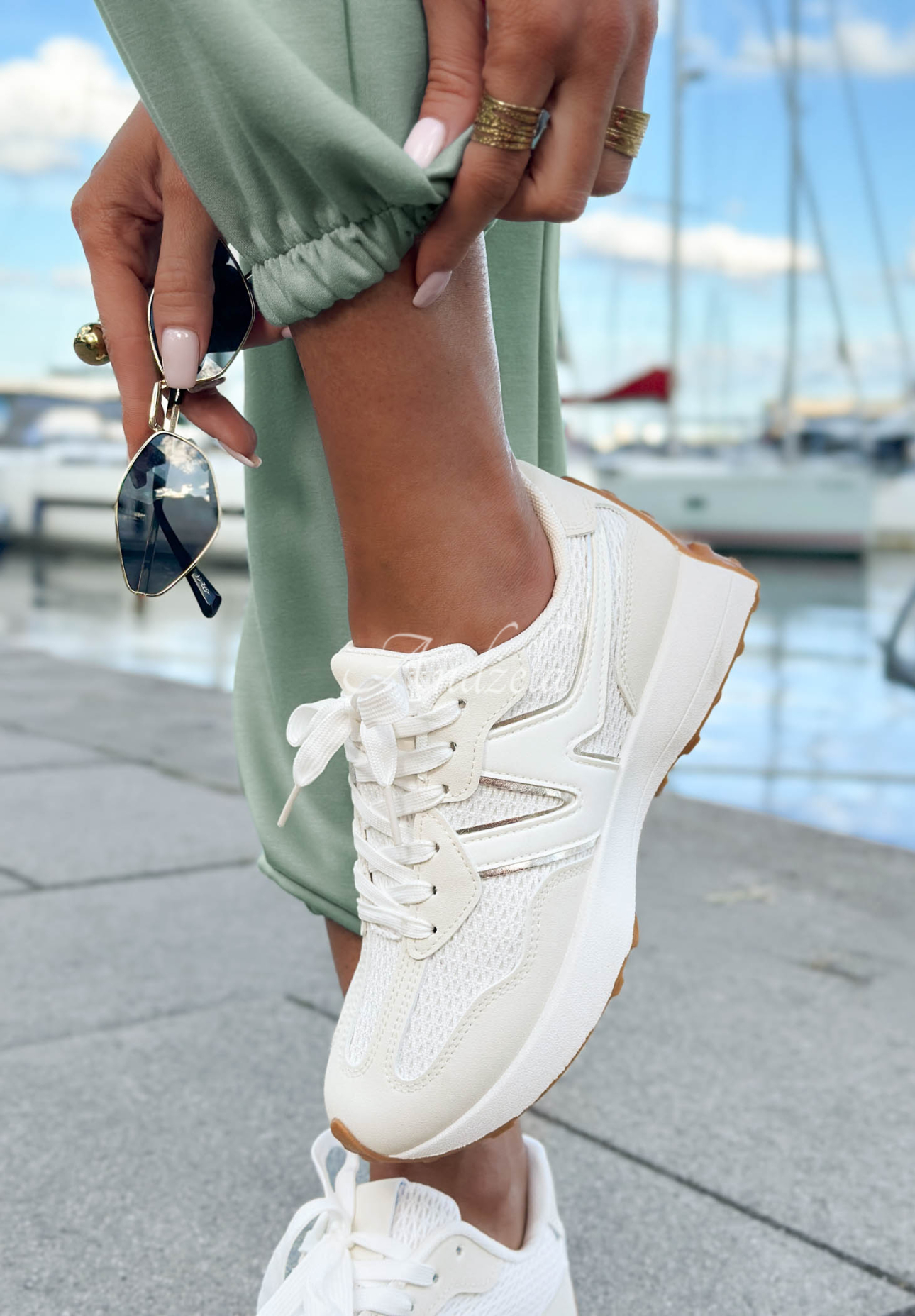 Sneakersy Find Your Way białe