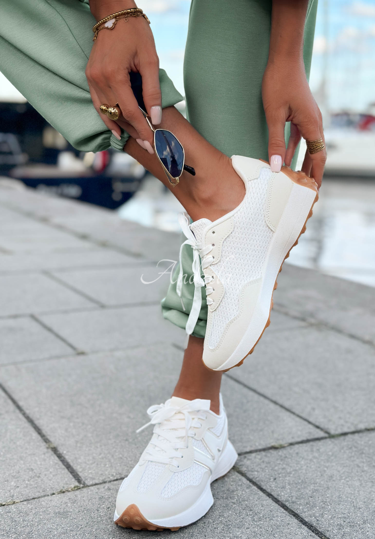 Sneakersy Find Your Way białe