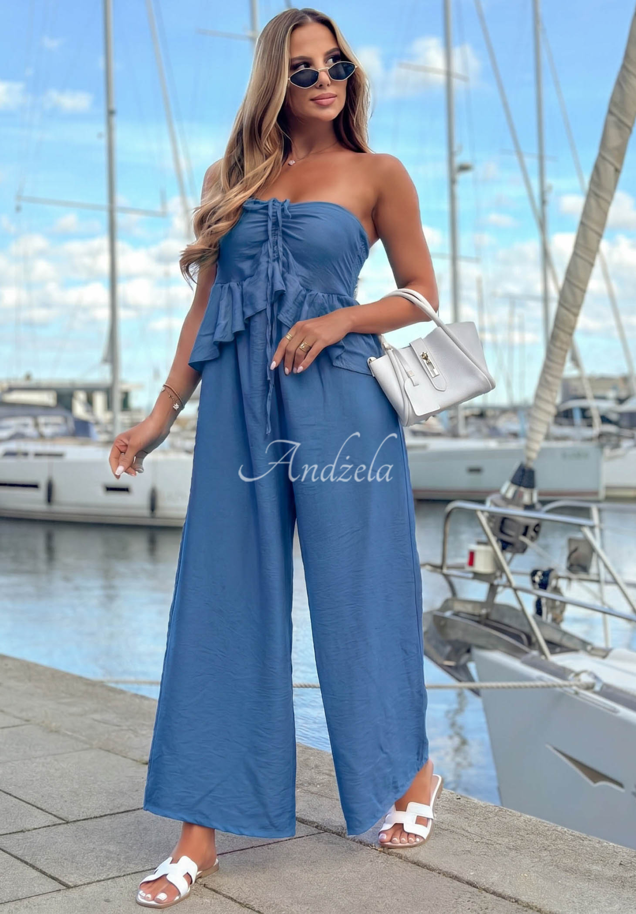 Long wiskozowy Jumpsuit z wiązaniem i falbanką By The Sea blue