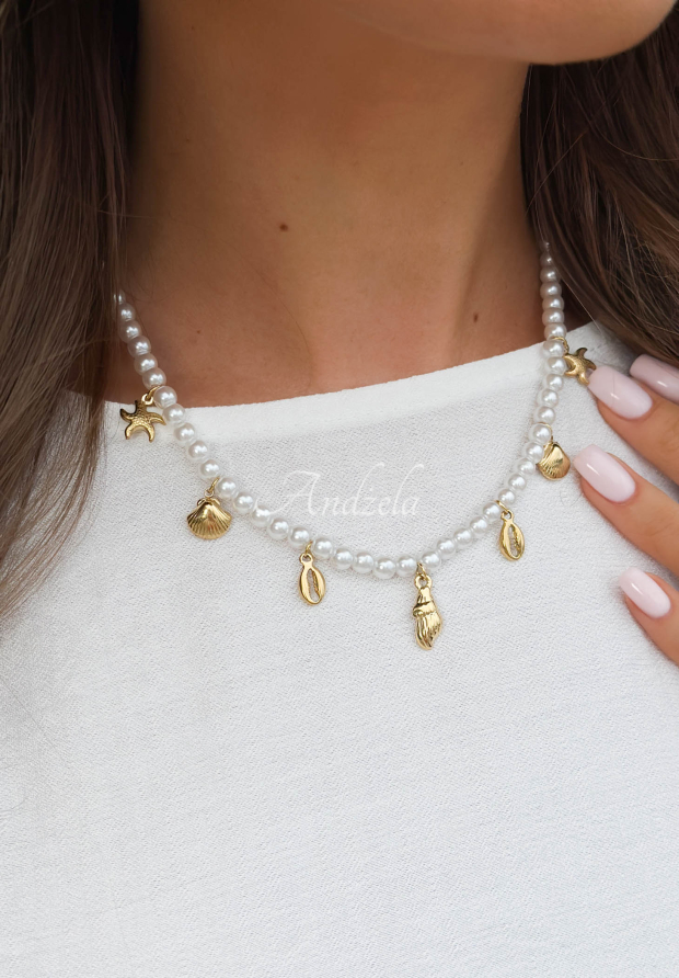 Pearl Essence Necklace with Pearls and Shells, Gold