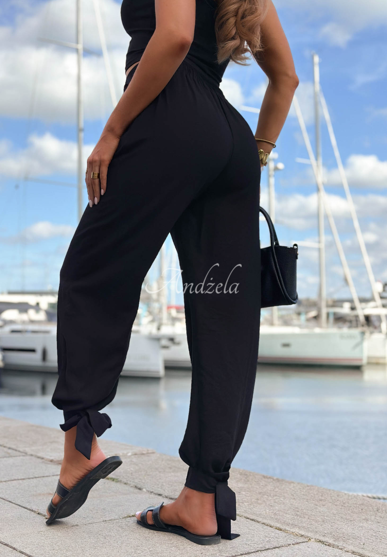 Wiskozowe Trousers z wiązaniem at the bottom Answear black