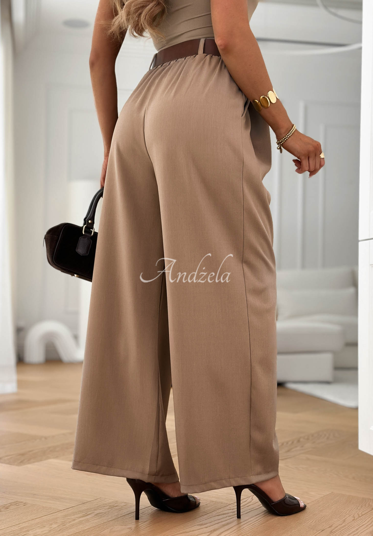 Materiałowe spodnie wide leg z paskiem Clean Looks mokka