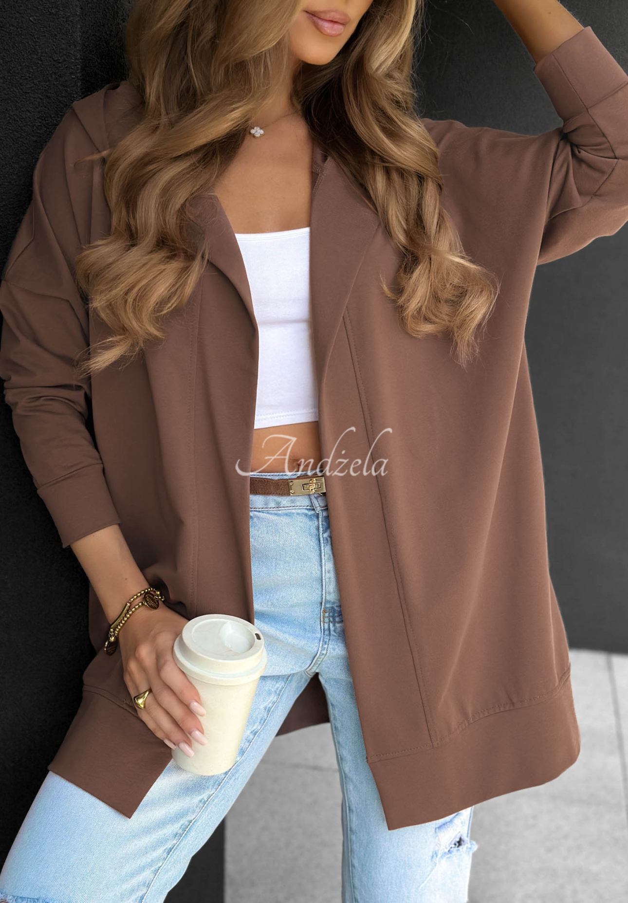 Długa bawełniana bluza z kapturem Cozy Mood czekoladowa