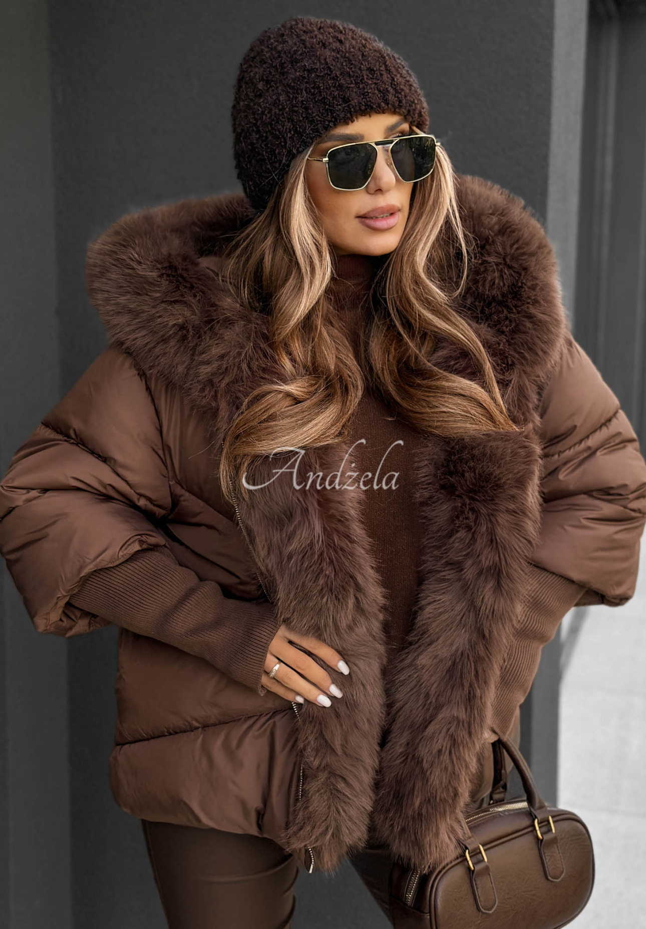 Short quilted jacket with faux fur Frosty Horizon chocolate