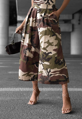 Materiałowe spodnie wide leg z zakładkami moro Wild Energy khaki