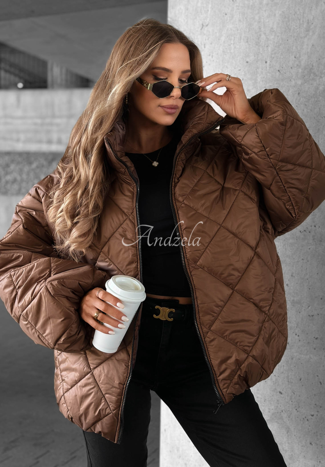 Krótka pikowana kurtka oversize Fall Favorites czekoladowa