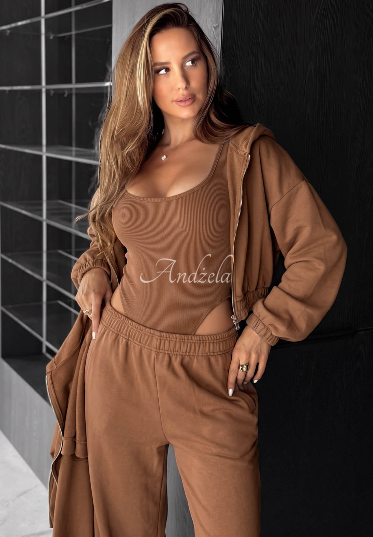 Bawełniany komplet bluza, spodnie i body 3in1 All For Love czekoladowy
