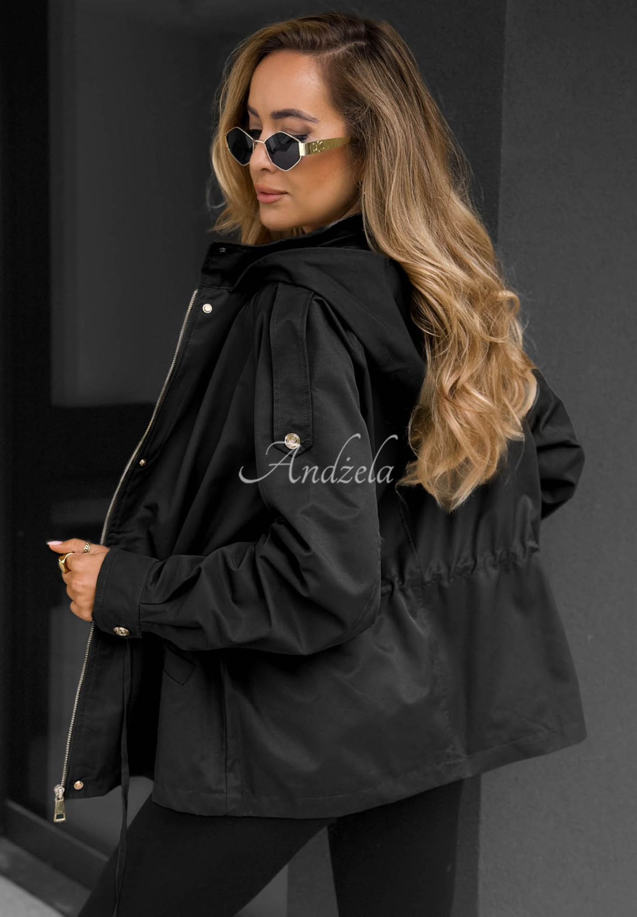 Lekka kurtka parka z kapturem Street Glow czarna