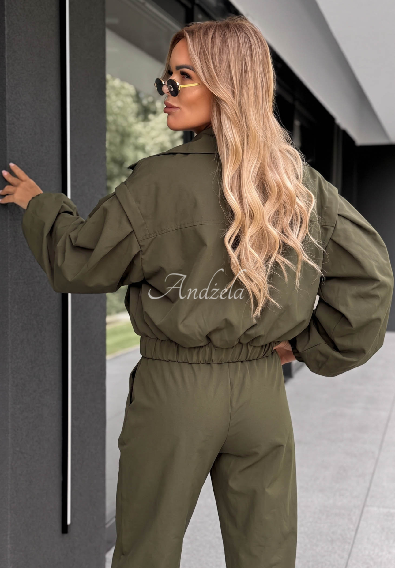 Krótki dwurzędowy płaszcz oversize z kołnierzem Play Your Cards khaki