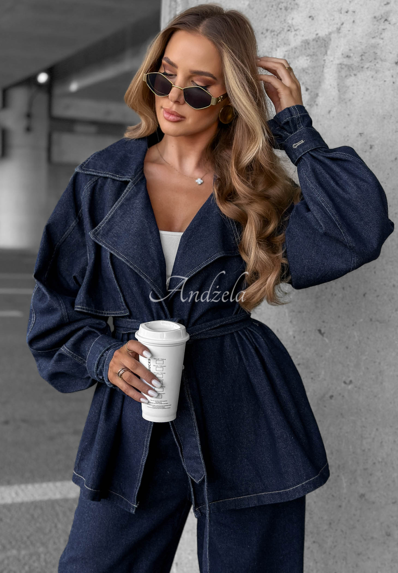 Jeansowy komplet krótki trencz i spodnie wide leg Autumn Edit granatowy