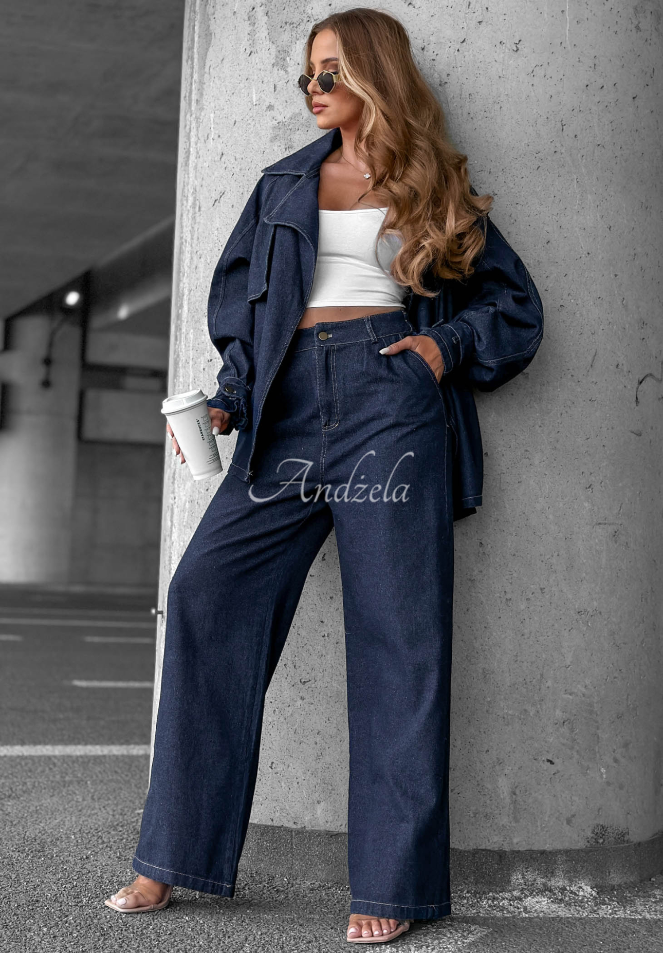 Jeansowy komplet krótki trencz i spodnie wide leg Autumn Edit granatowy