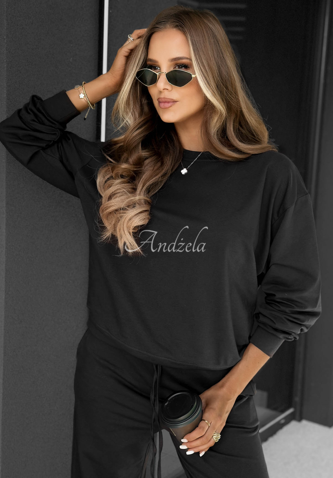 Bawełniana bluza Never Late czarna