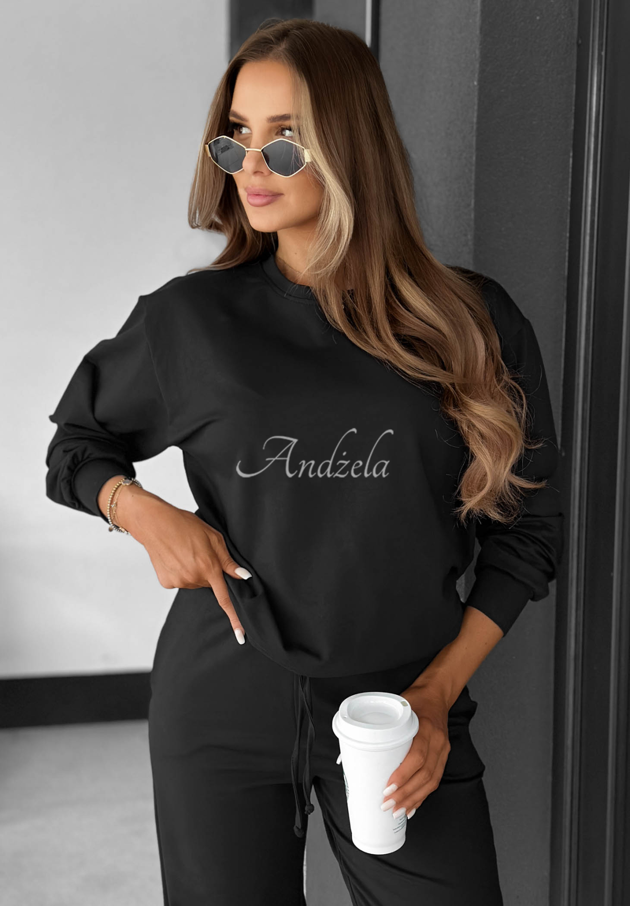 Bawełniana bluza Never Late czarna