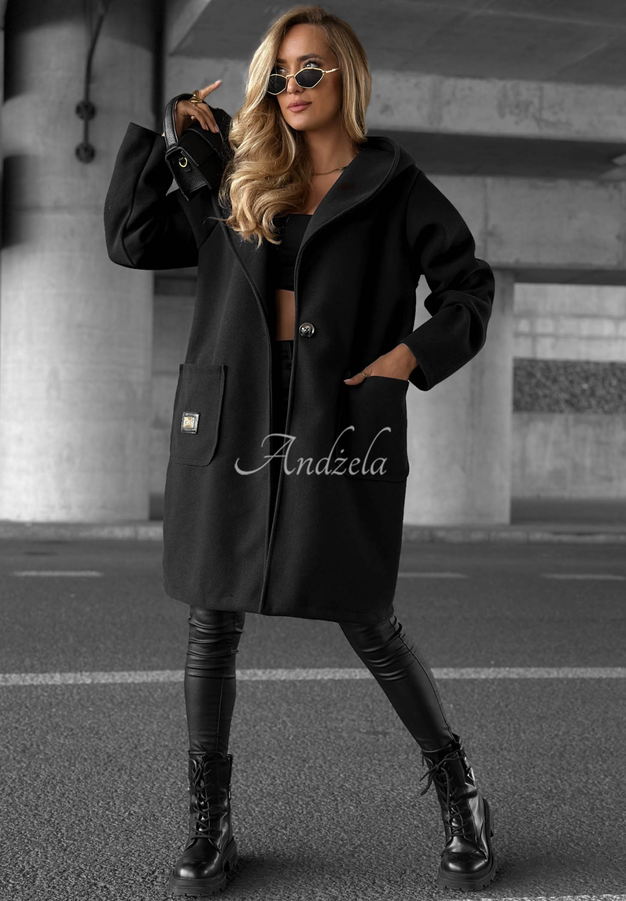 Długi płaszcz oversize z kapturem Autumn Coat czarny