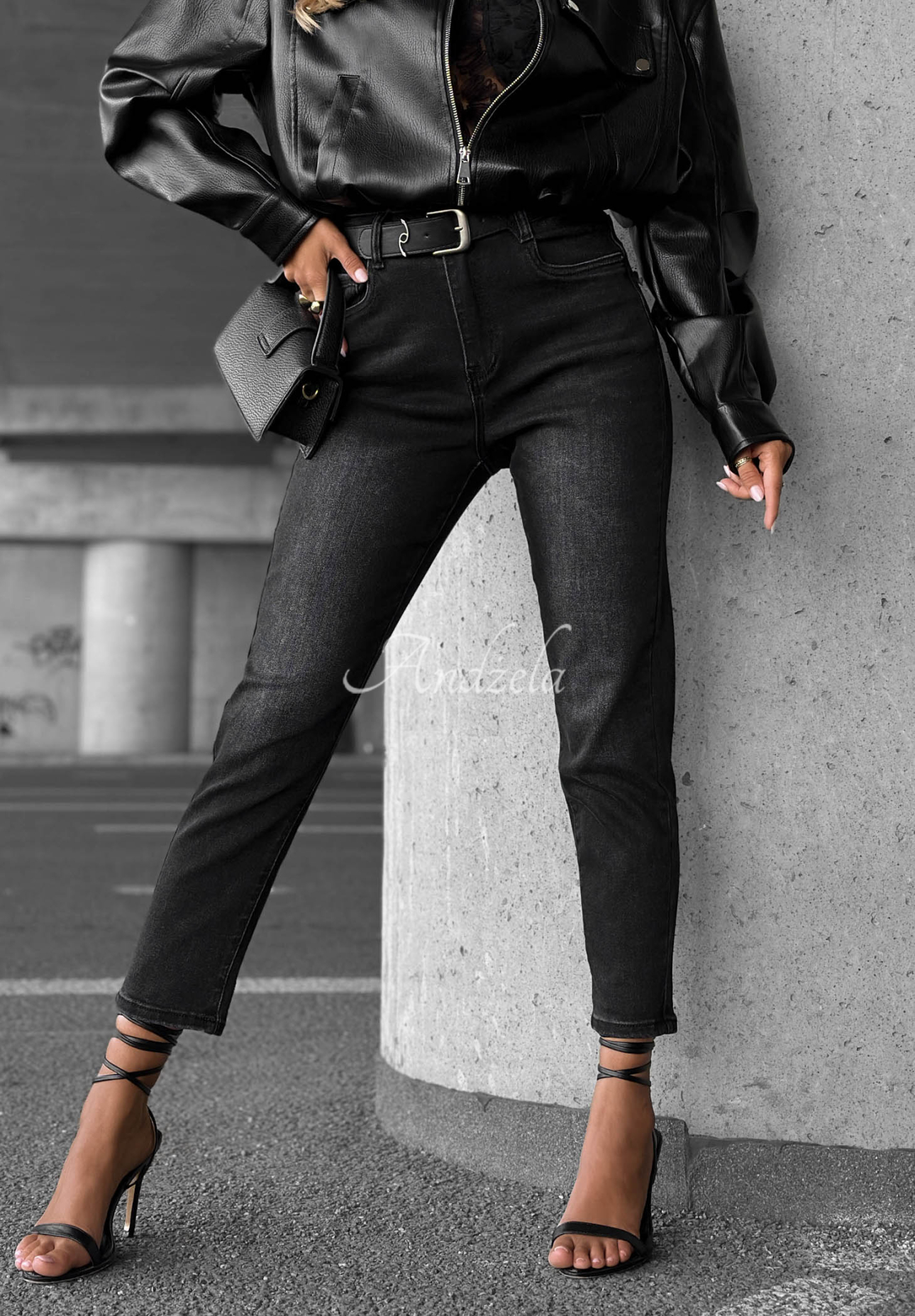 Spodnie jeansowe mom fit z paskiem Best Moment ciemnoszare