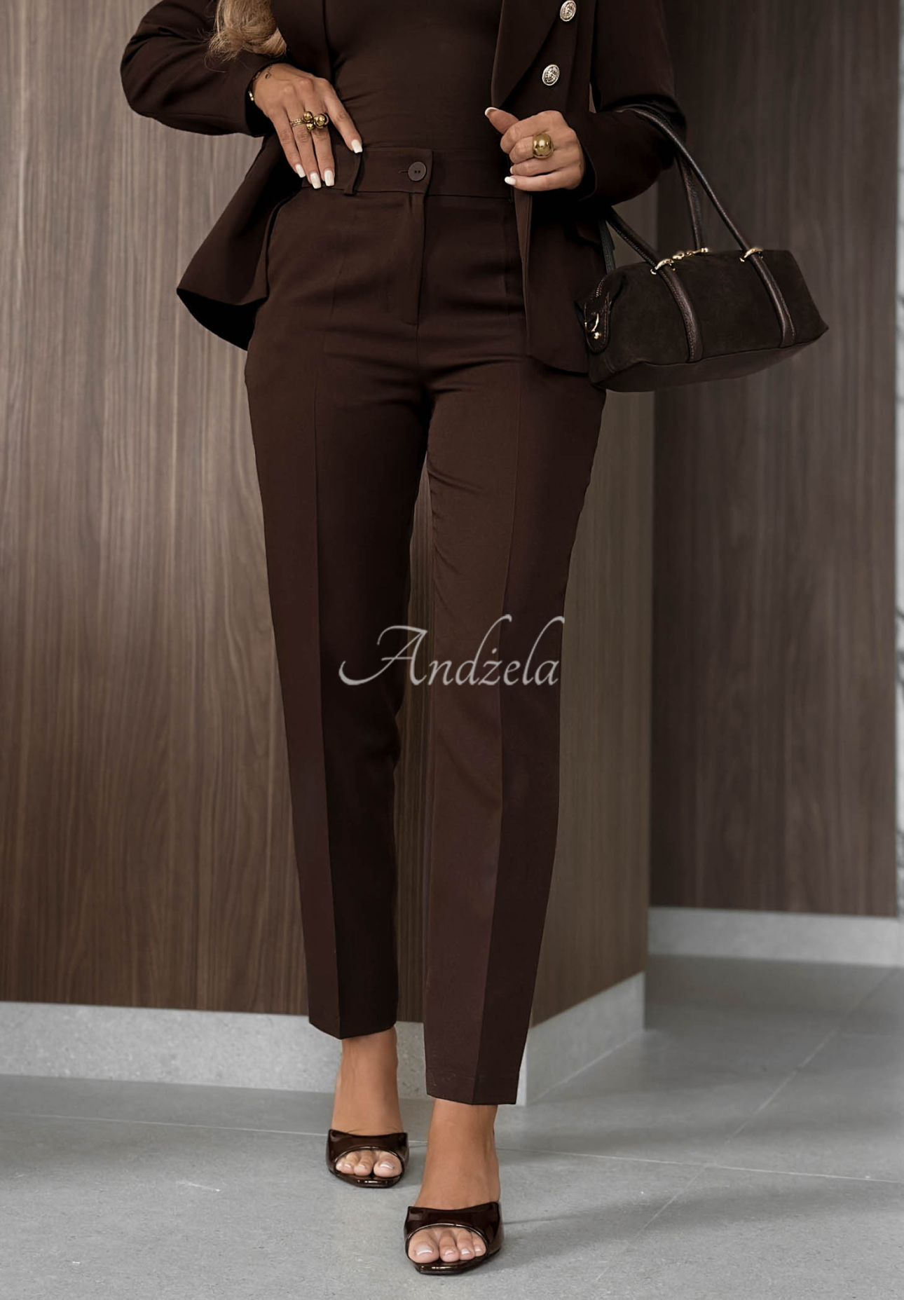 Elegant dark chocolate-colored viscose cigarette pants by Endless Class