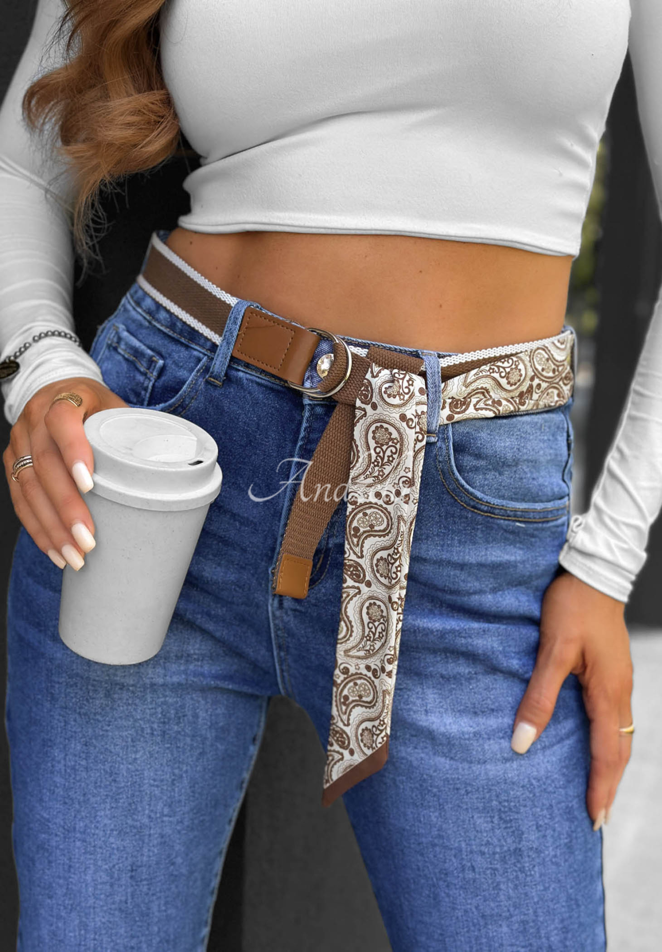 Spodnie jeansowe skinny z paskiem True Feeling niebieskie