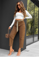 Spodnie jeansowe mom fit z paskiem Sun Fade camelowe