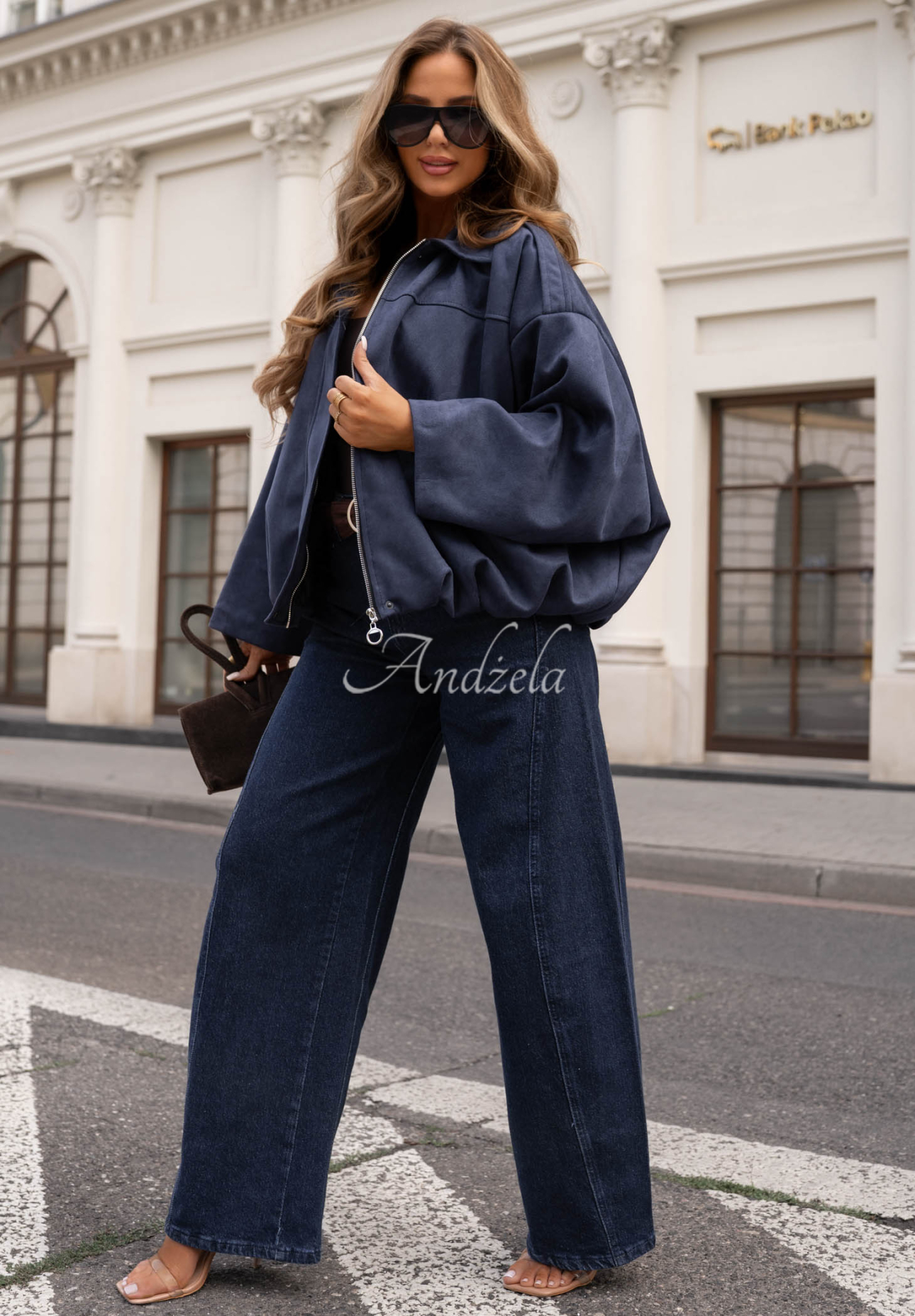 Zamszowa kurtka bomberka oversize Early Season granatowa