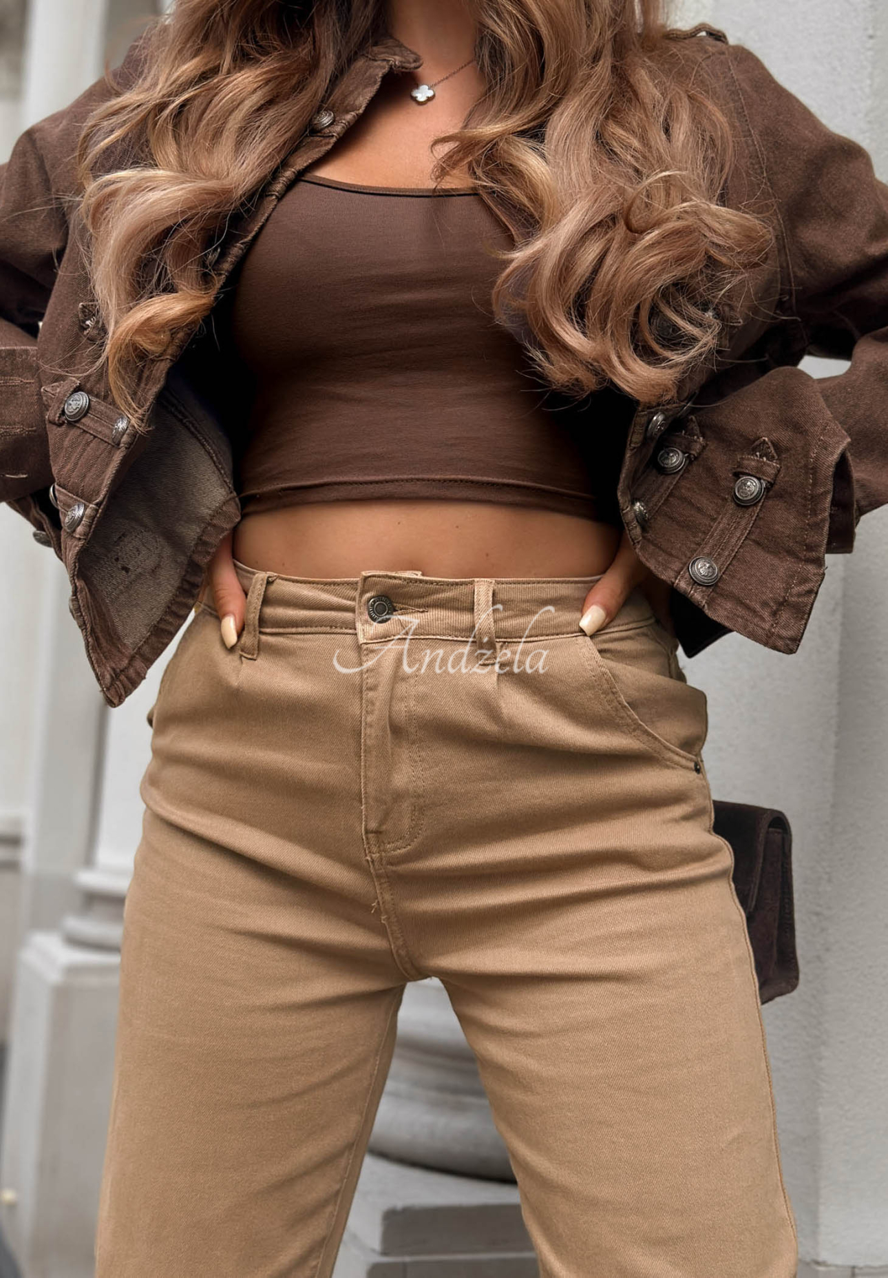 Lost Message Mom-Fit Jeans in Camel
