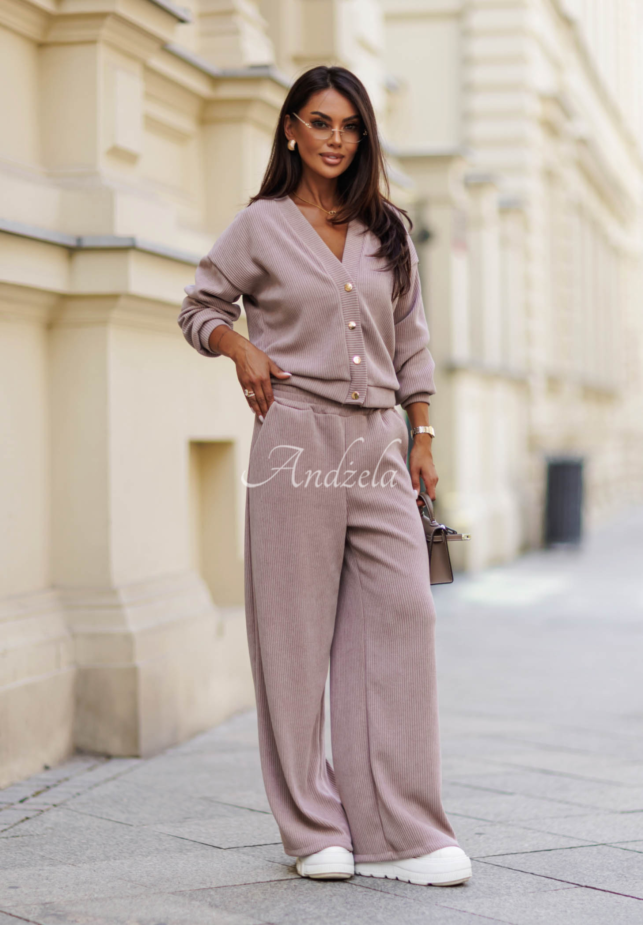 Simple Escape Beige Cotton Corduroy Set: Sweatshirt and Wide-Leg Pants