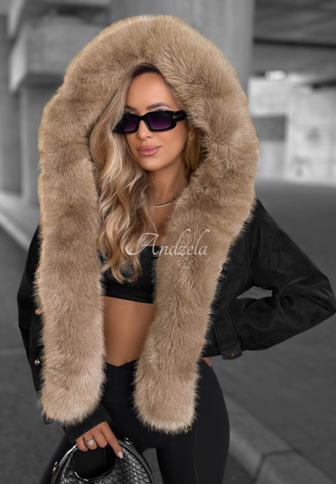 Honey Autumn Short Faux Fur Jacket, Black