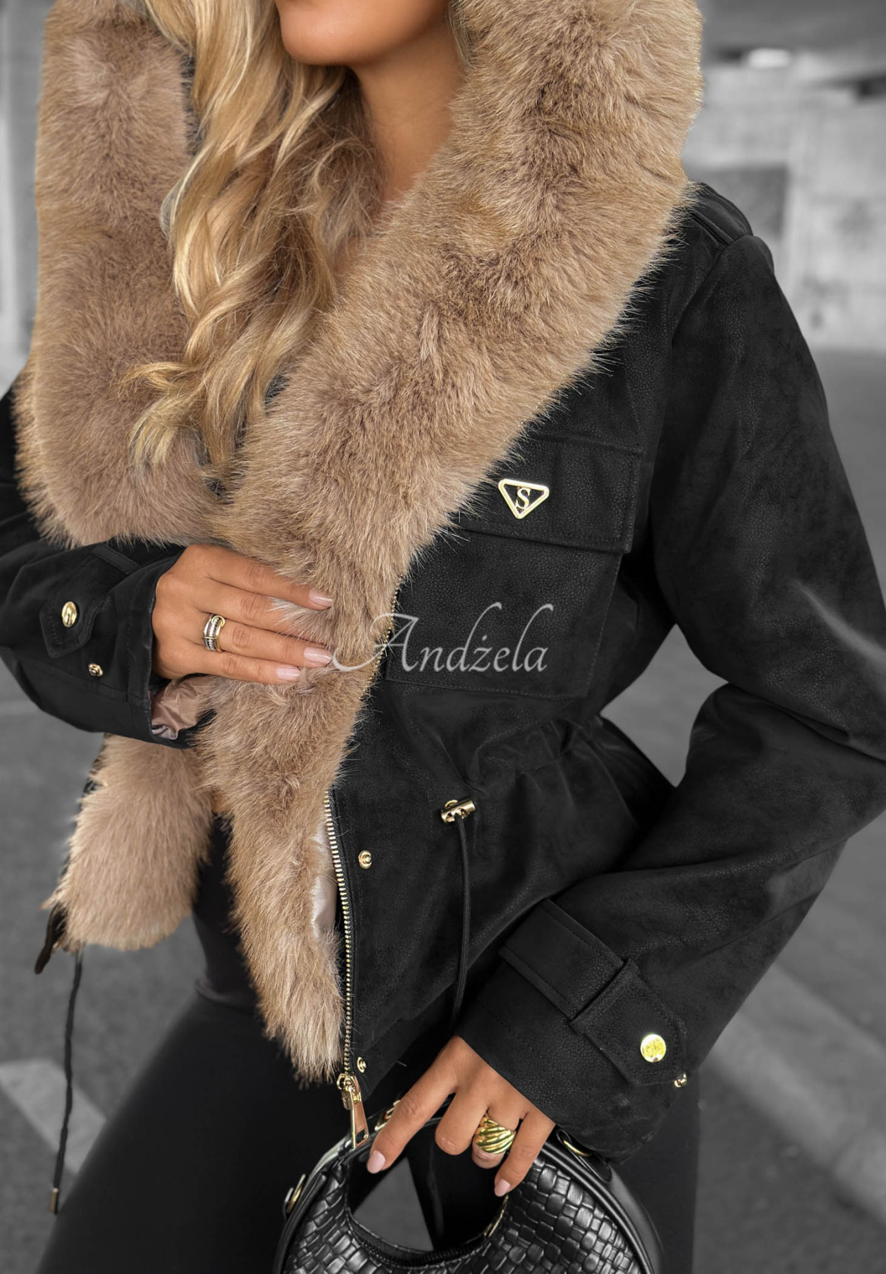 Honey Autumn Short Faux Fur Jacket, Black