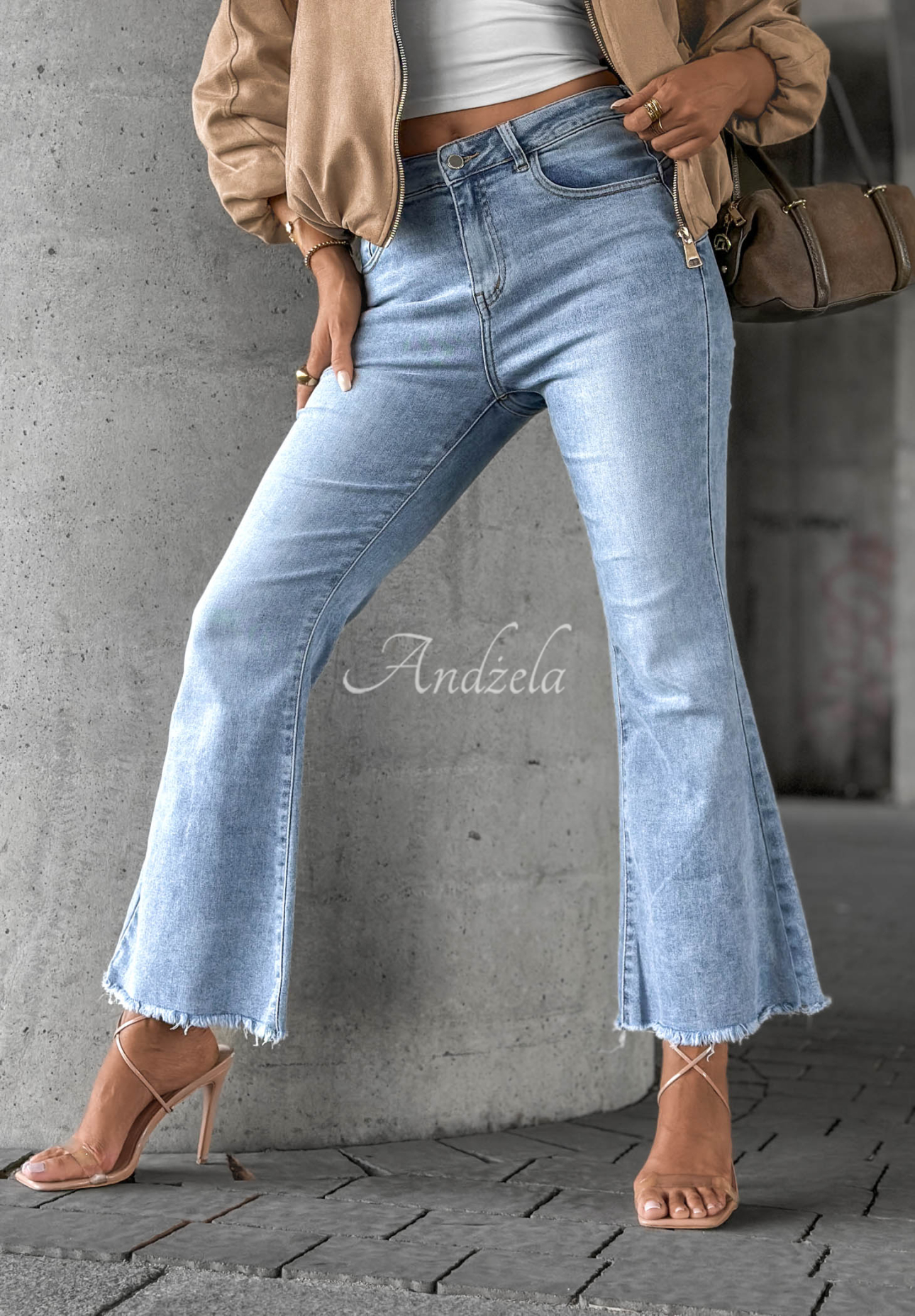Spodnie jeansowe dzwony Modern Classic jasnoniebieskie