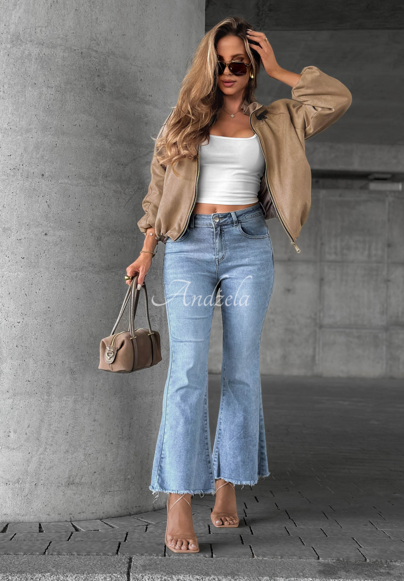 Spodnie jeansowe dzwony Modern Classic jasnoniebieskie