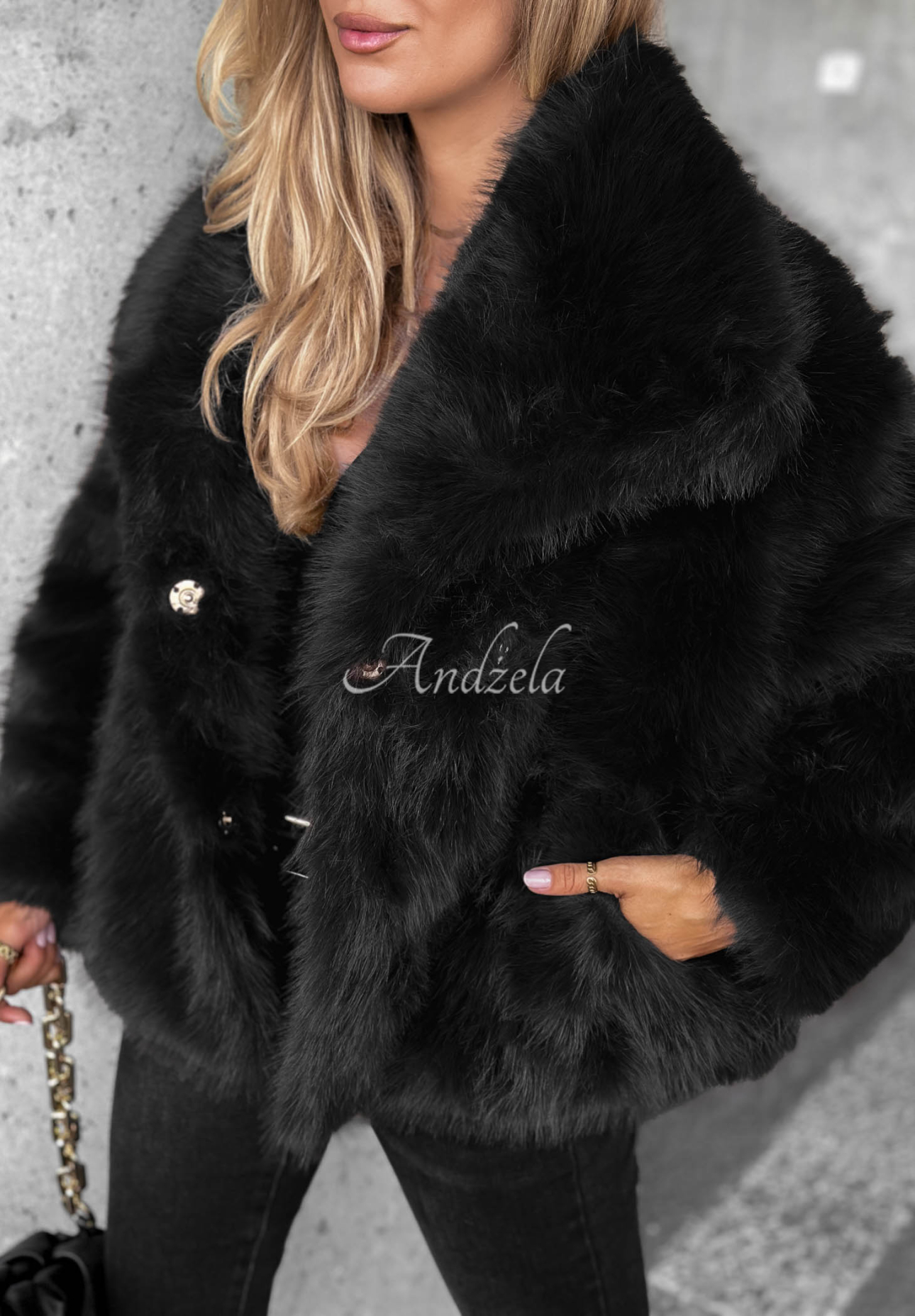 Autumn Romance Short Fur Coat, Black