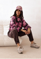 Welurowy komplet dresowy w kwiaty Floral Kiss czekoladowy