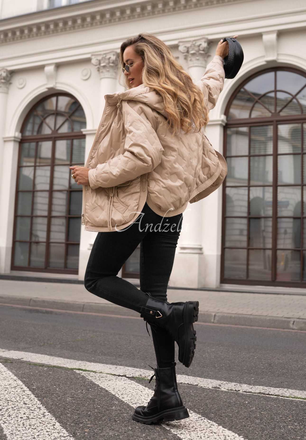 Autumn Escape Beige Quilted Hooded Jacket