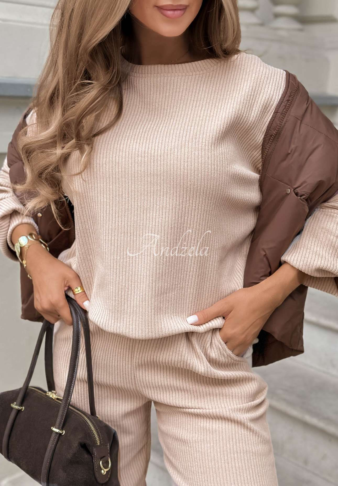 Sztruksowy komplet dresowy bluza i spodnie z bawełny Living Soft beżowy