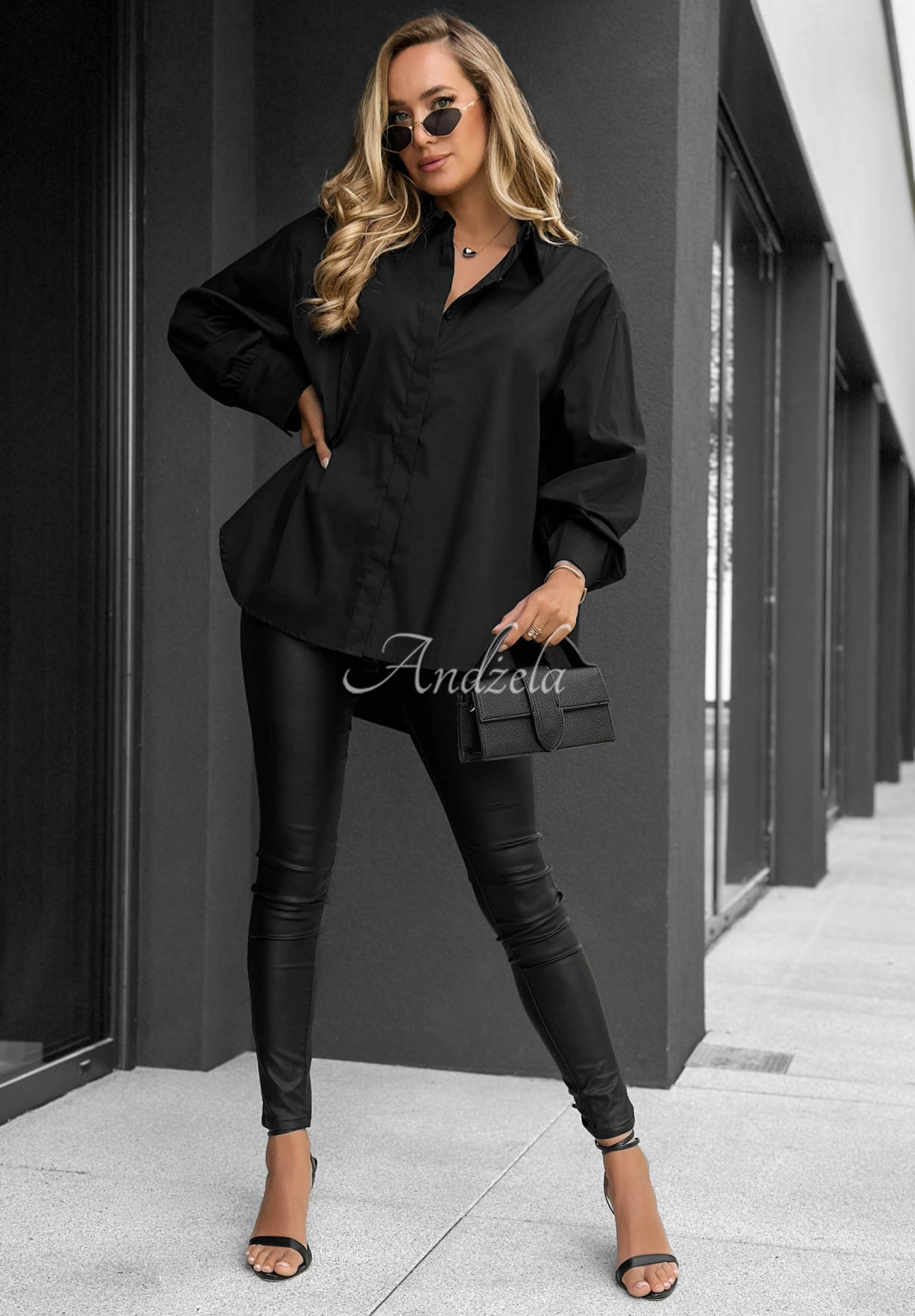 Elegancka bawełniana koszula oversize z kołnierzem Prestige Harbor czarna