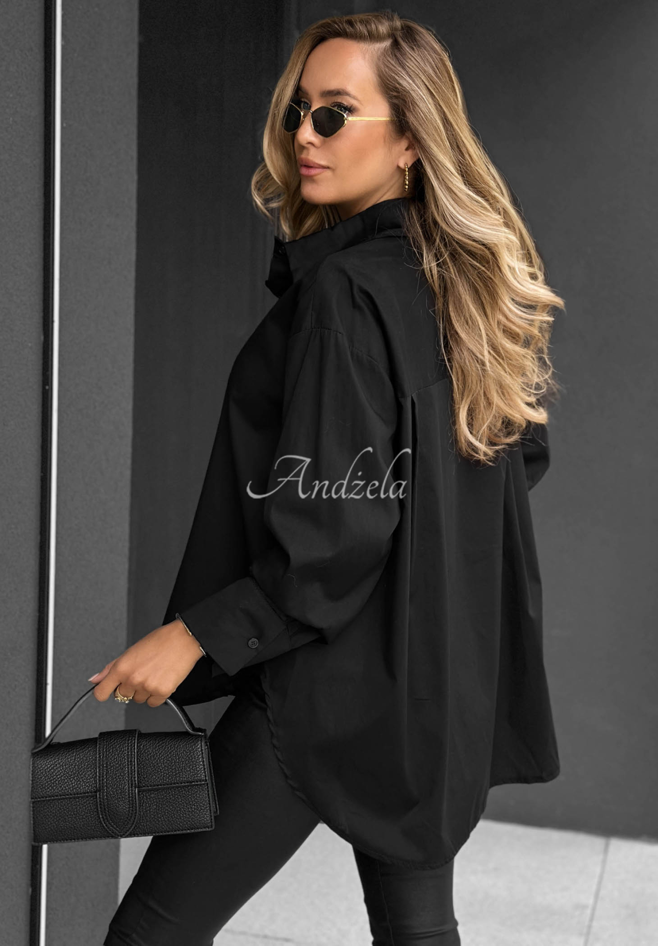 Elegancka bawełniana koszula oversize z kołnierzem Prestige Harbor czarna