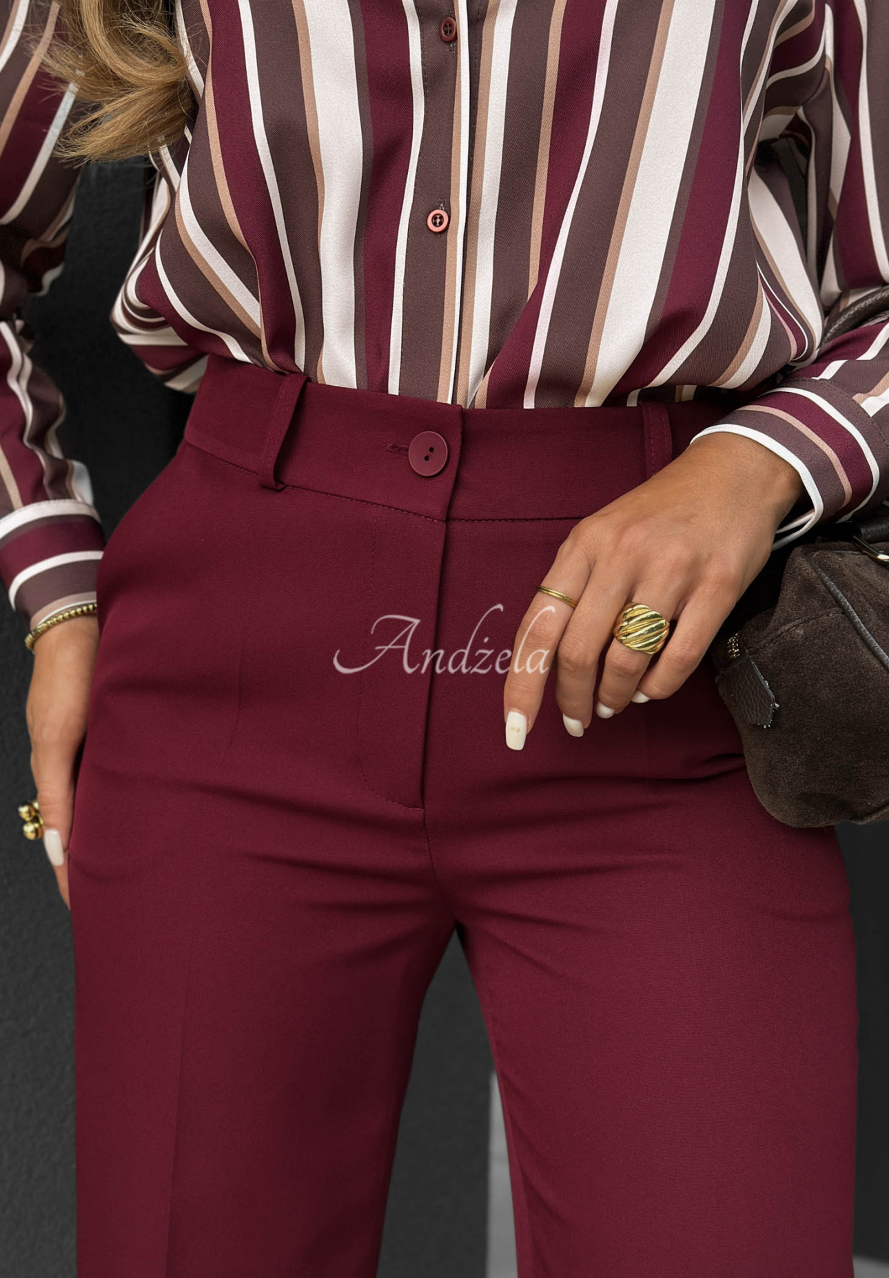 Eleganckie spodnie wide leg z wiskozy Perfect Timing burgundowe