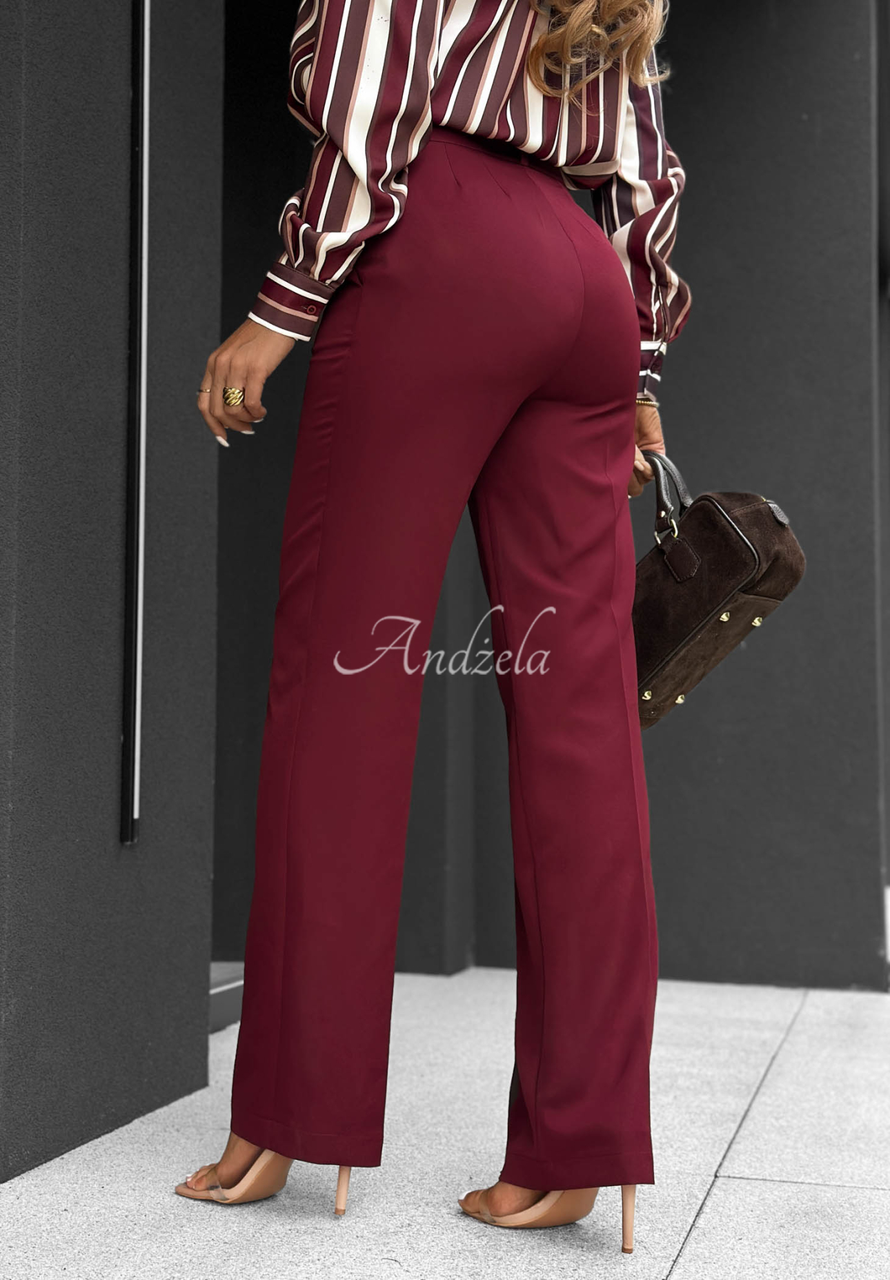 Eleganckie spodnie wide leg z wiskozy Perfect Timing burgundowe