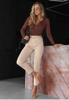 Spodnie jeansowe loose fit z paskiem More To Love beżowe