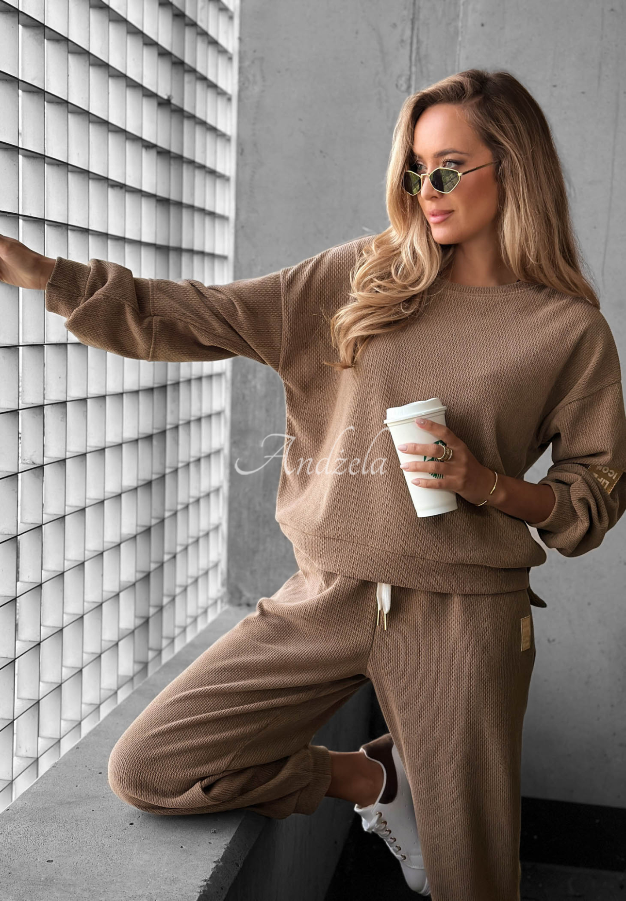 Sztruksowy komplet dresowy z wiskozy Easy Vibe mokka