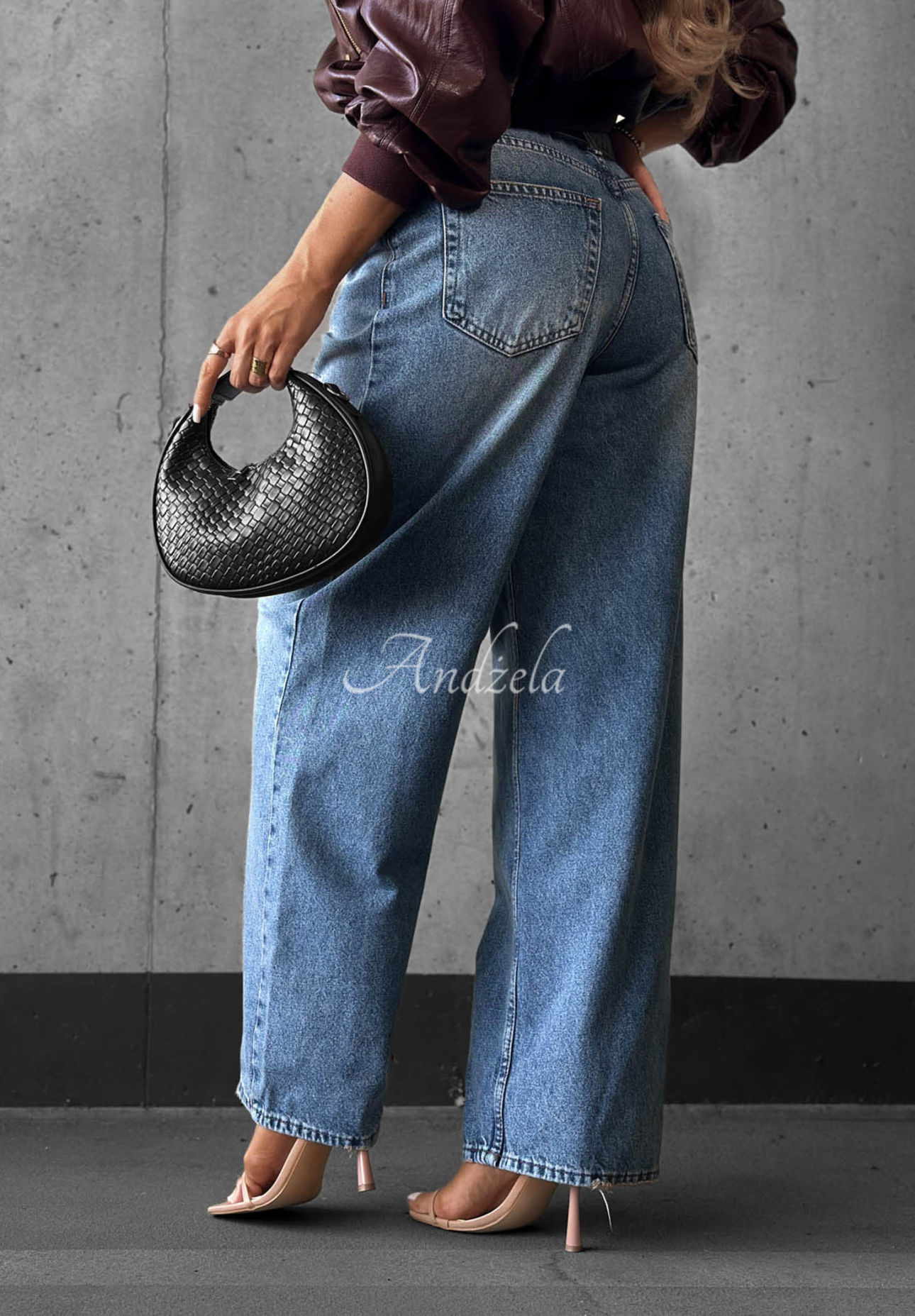 Vanilla Chai Blue Straight-Leg Jeans
