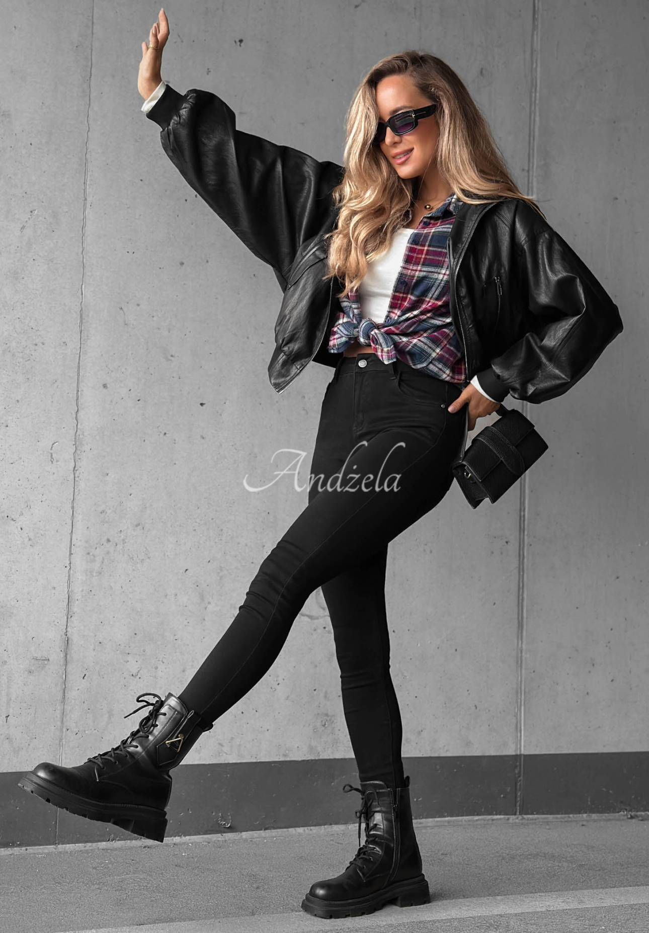 Spodnie jeansowe skinny Denim Vibes czarne