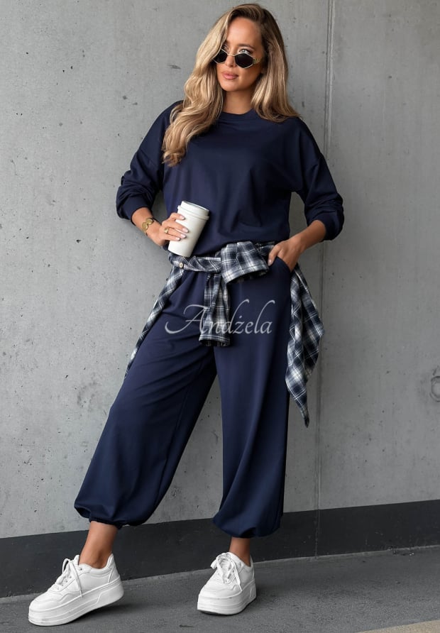 Bawełniany komplet dresowy bluza i spodnie Simple Moments granatowy