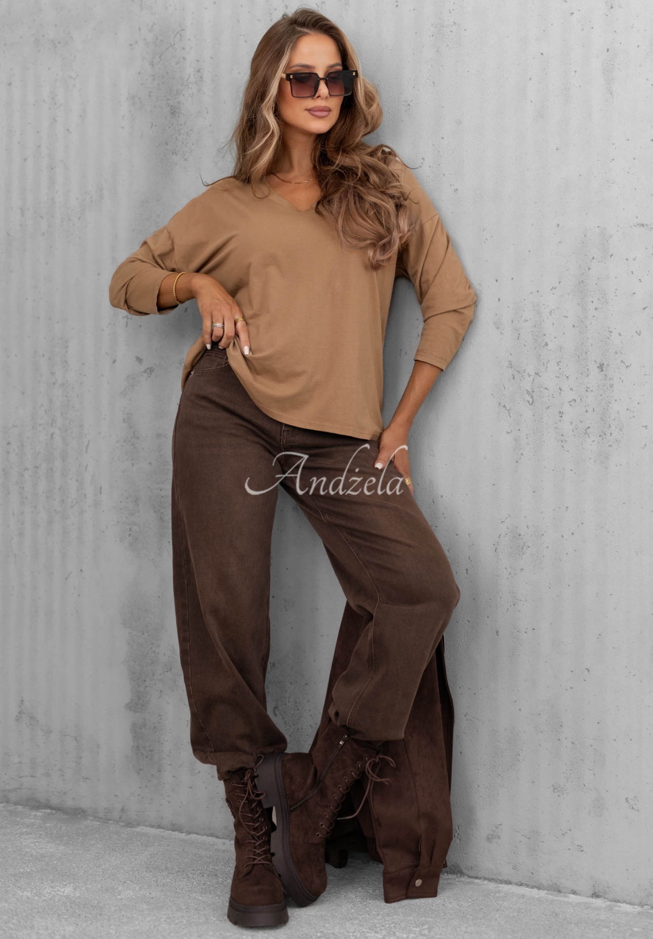 Bawełniana bluzka longsleeve z dekoltem w serek Daily Style camelowa