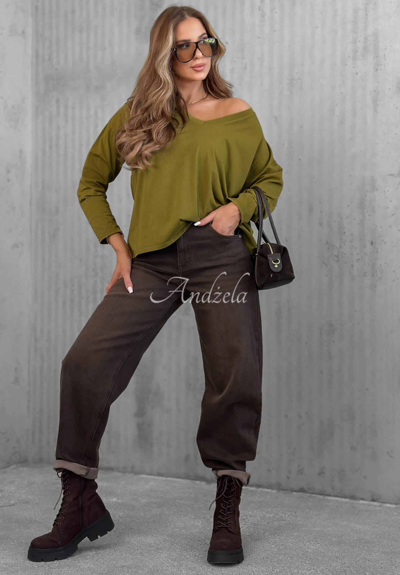 Bawełniana bluzka longsleeve z dekoltem w serek Daily Style oliwkowa