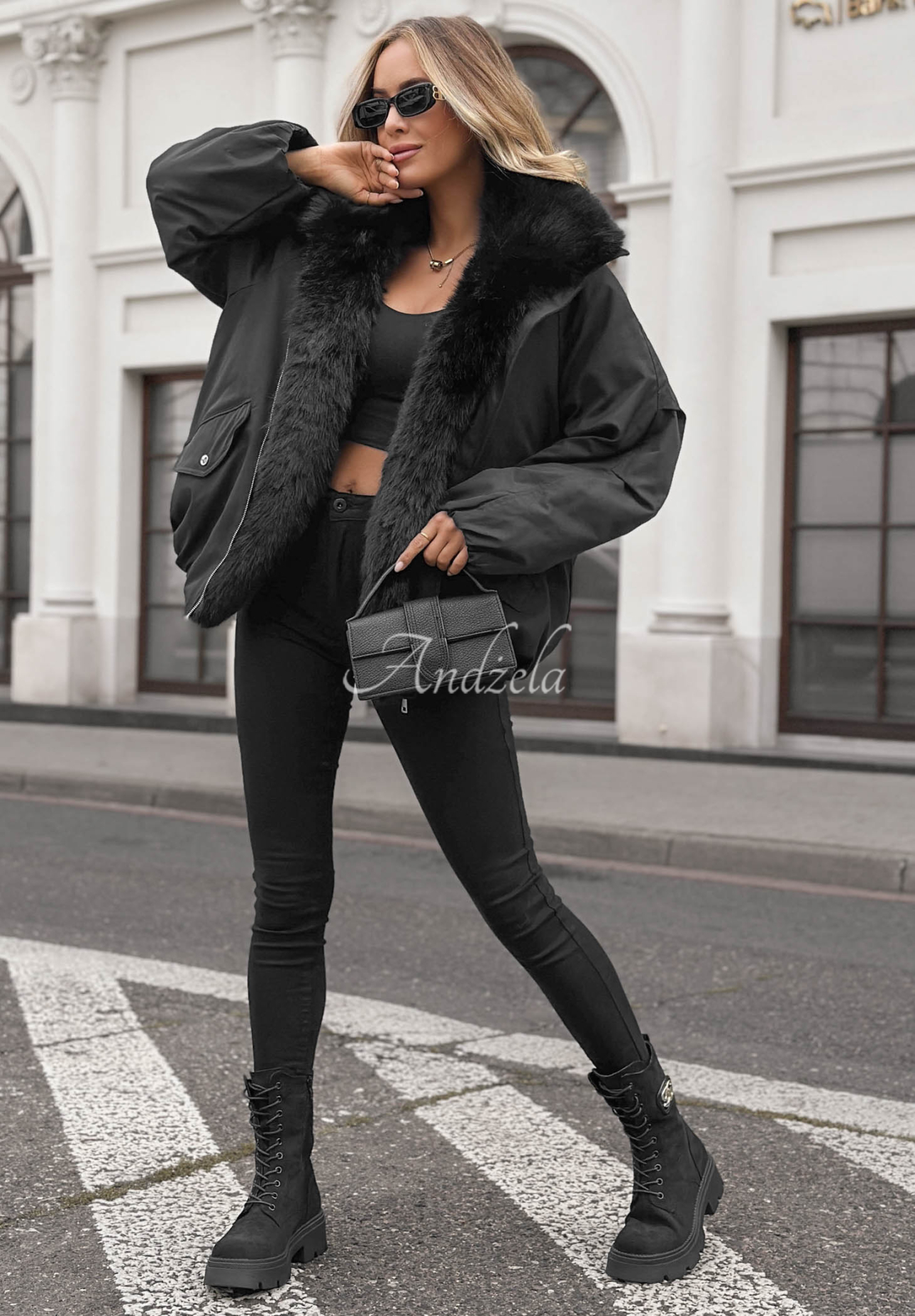 Kurtka oversize z futerkiem Snow Angel czarna