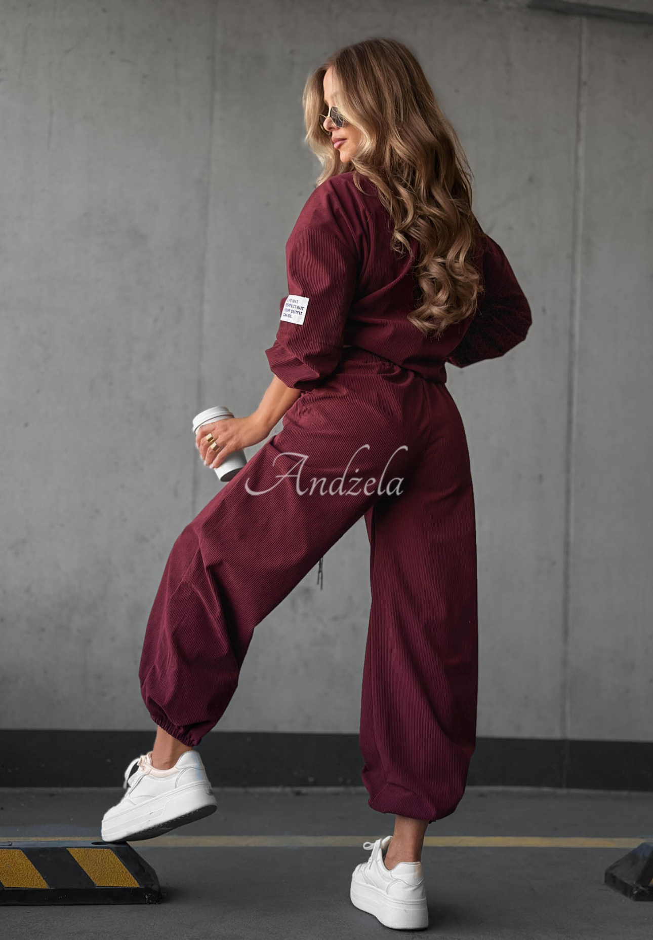 Sztruksowy komplet dresowy z wiskozy Endless Comfort burgundowy