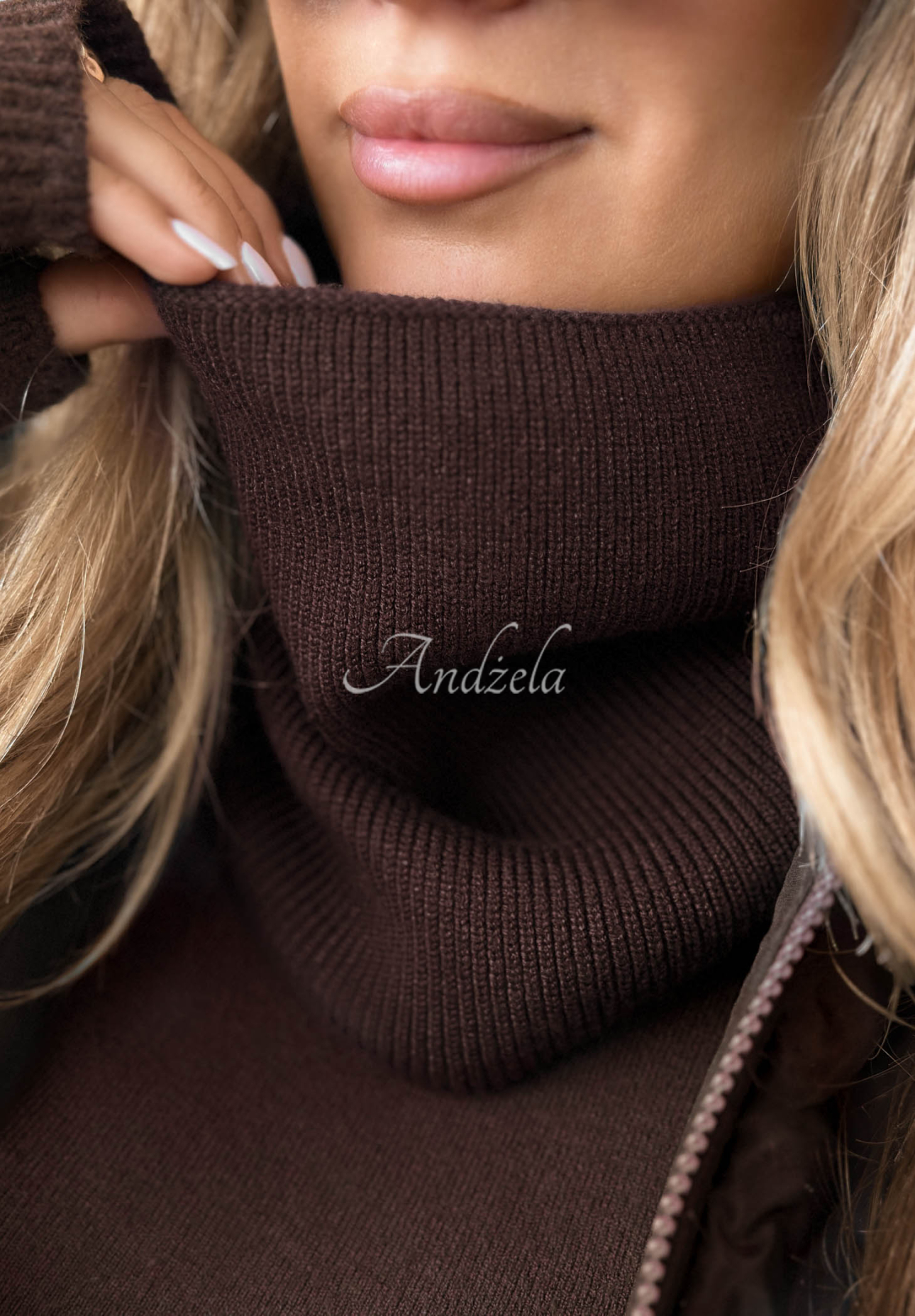 "Enjoying Autumn" Scarf with Chocolate-Brown Viscose II