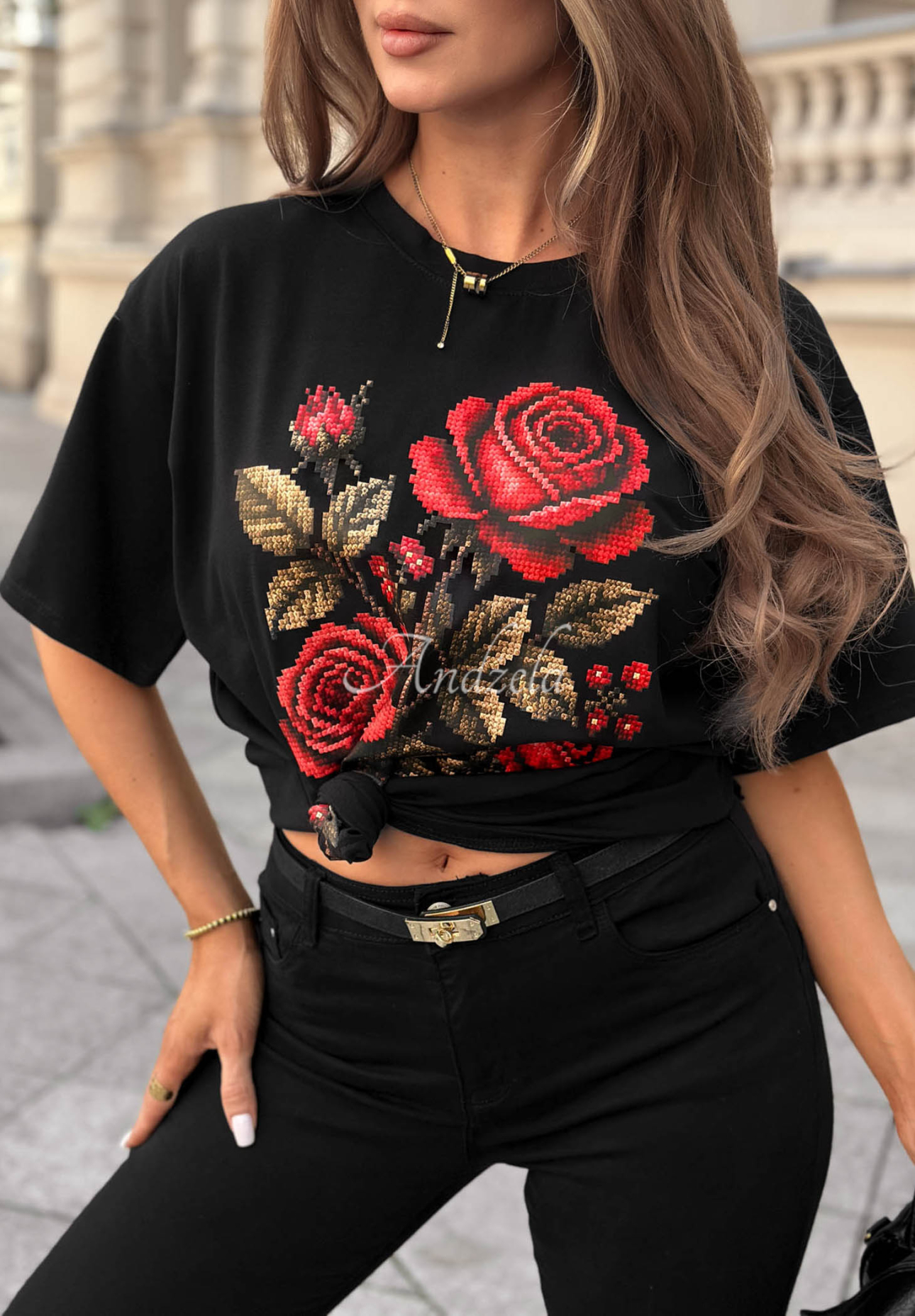 Bawełniany T-shirt z nadrukiem Forgotten Roses czarny